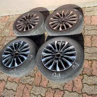 4 cerchi + pneumatici lega 17 “ orig. Fiat 500X