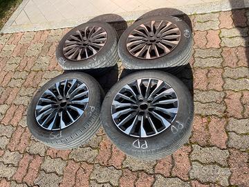 4 cerchi + pneumatici lega 17 “ orig. Fiat 500X