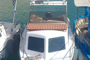 Scafo gobb 650 semicabinato