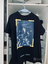 T-Shirt Off-White Caravaggio Nera Gialla