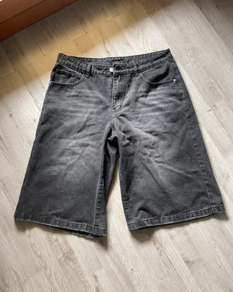 Bermuda neri in denim taglio largo - stile vintage