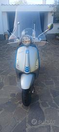 Vespa Piaggio elettrica 45