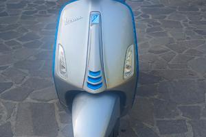 Vespa Piaggio elettrica 45