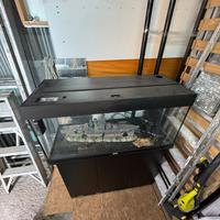 Acquario 400litri con mobile