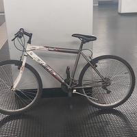 Bicicletta mountain bike Da Ragazzi ruota 26" 