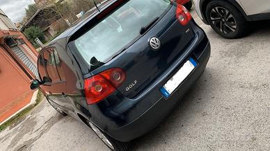 VOLKSWAGEN GOLF SERIE 5