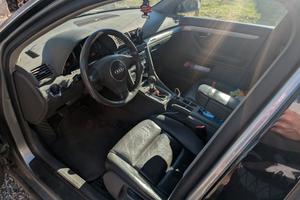 audi A4 2.5 V6