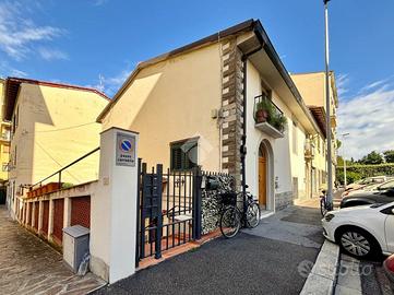 2 LOCALI A FIRENZE