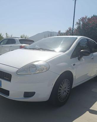 FIAT Grande Punto 1.3MJT 75CV Neopatentati