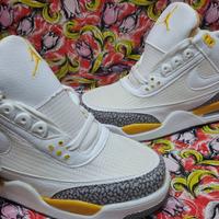 scarpe Jordan bianche e gialle 40