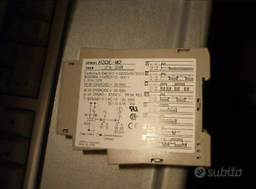 Temporizzatore Omron H3DE-M2 AC/DC24-230V