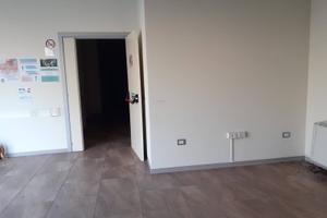 Locale Studio medico - analisi -centro estetico