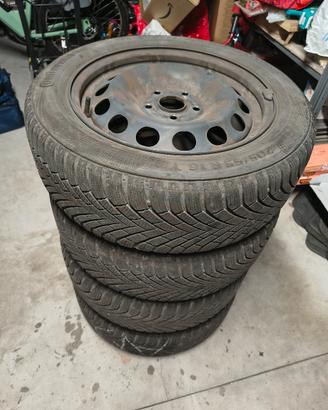 Set 4 cerchi acciaio 16" 6.5J x16 H2 VW,SKODA,AUDI