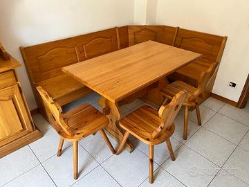 Soggiorno completo tirolese + letti singoli + reti