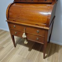 Scrittoio in noce massello