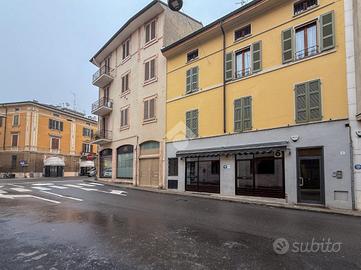 NEGOZIO A CREMONA