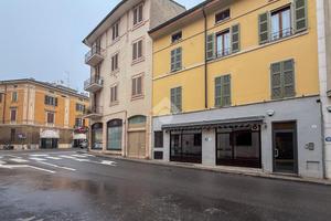 NEGOZIO A CREMONA
