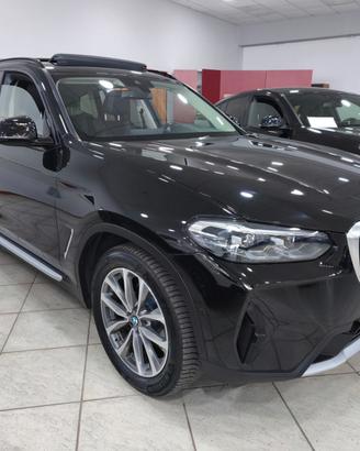 Bmw X3 xDrive20d X line48V (Tetto + Pelle)