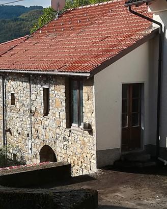 Rustico da ristrutturare a Cornolo di Bedonia PR