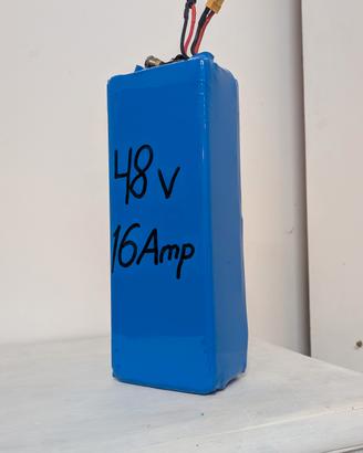 Batteria 48V 16Ah per bicicletta / monopattino ele