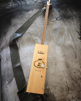 Chitarra Elettrica Cigar Box "The Drunken Box"