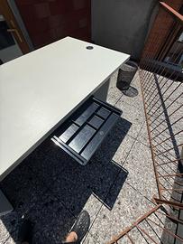 Scrivania Graphis di Design anni '80 - TECNO