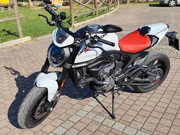 Ducati Monster 937+