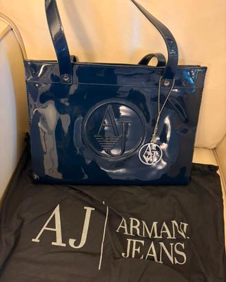 Borsa donna grande firmata Armani
