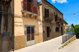 Rif.MP11| casa ind. san michele di ganzaria