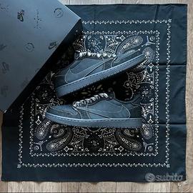 Jordan 1 X Travis Scott (Black Phantom)