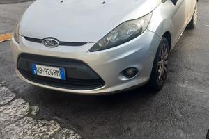 ford fiesta 1.4 gpl 