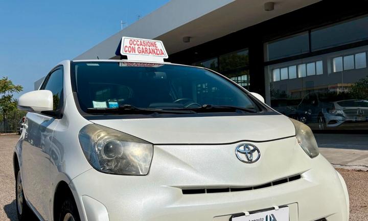 Toyota iQ 1.0 VVT-i