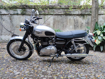 Triumph bonneville se 2007