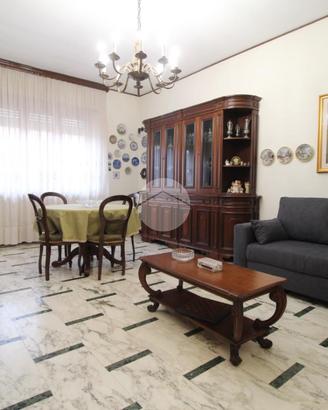 4 LOCALI A MONCALIERI