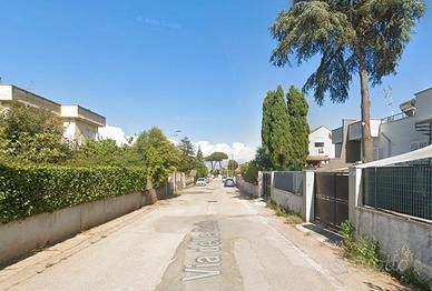 Nettuno grazioso quadrilocale arredato