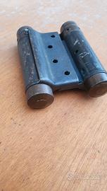 coppia cerniere tipo saloon 