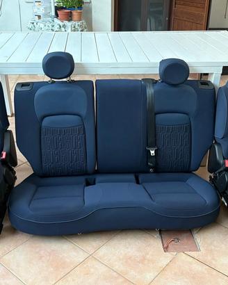Sedili Fiat 500x in Sky Blue