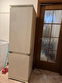 Frigorifero da incasso con congelatore funzionante