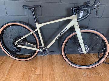 BICI GRAVEL KTM