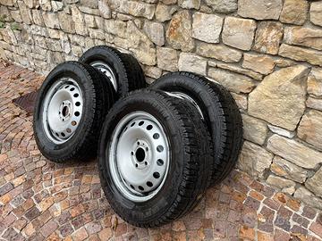 Gomme invernali Michelin 215/65R16C