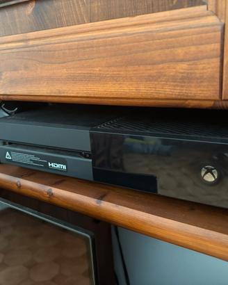 Xbox one 1TB + 10 giochi