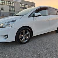 Toyota Verso 1.6 D-4D Style 7 Posti-TETTO-NAVIGATO