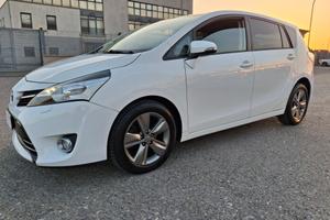 Toyota Verso 1.6 D-4D Style 7 Posti-TETTO-NAVIGATO
