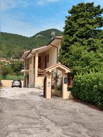 Appartamento in villetta trifamiliare