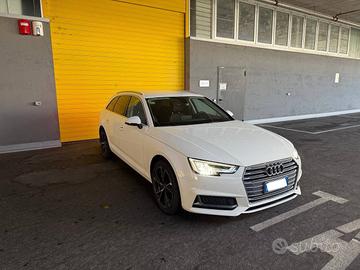 AUDI A4 190cv SPORT S-Tronic SED. Riscaldati