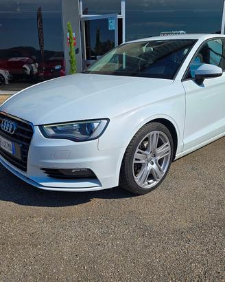 Audi A3 Sedan 1.6 TDI Ambition
