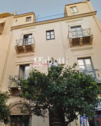 Trilocale in via G. Matteotti a Cefalù AC/111