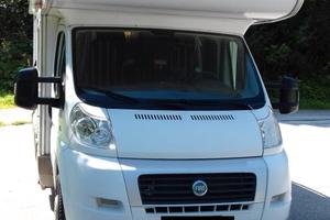 camper mansardato Burstner Levanto A576