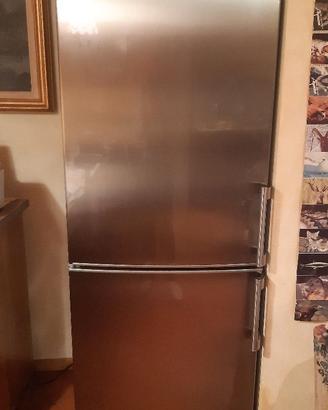 Frigorifero IKEA / Whirlpool No Frost 318 litri