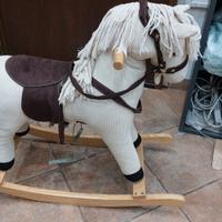 Cavallo a dondolo